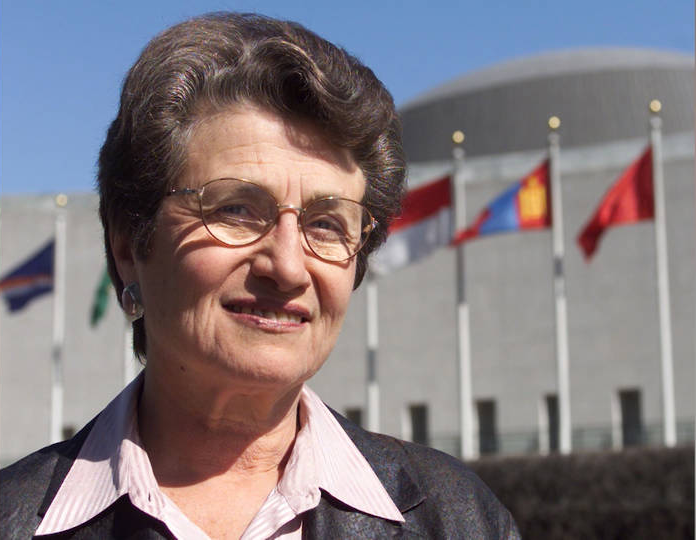 Cora Weiss in front of UN Headquarters